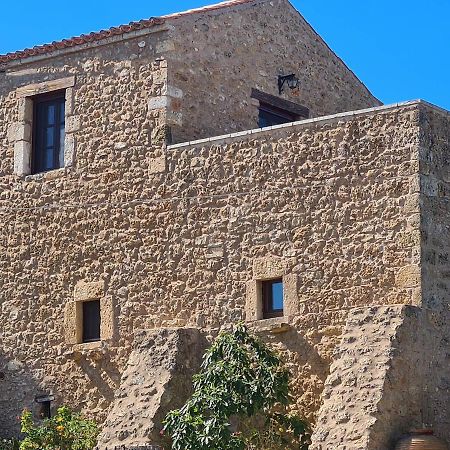 Pyrgos 1869 Villa Gythio Exterior photo