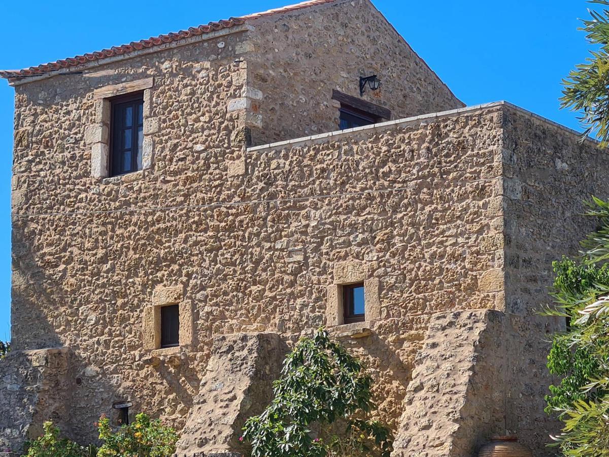 Pyrgos 1869 Villa Gythio Exterior photo